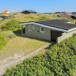 Newly Renovated 300 M From The North Sea Feriehus Hvide Sande